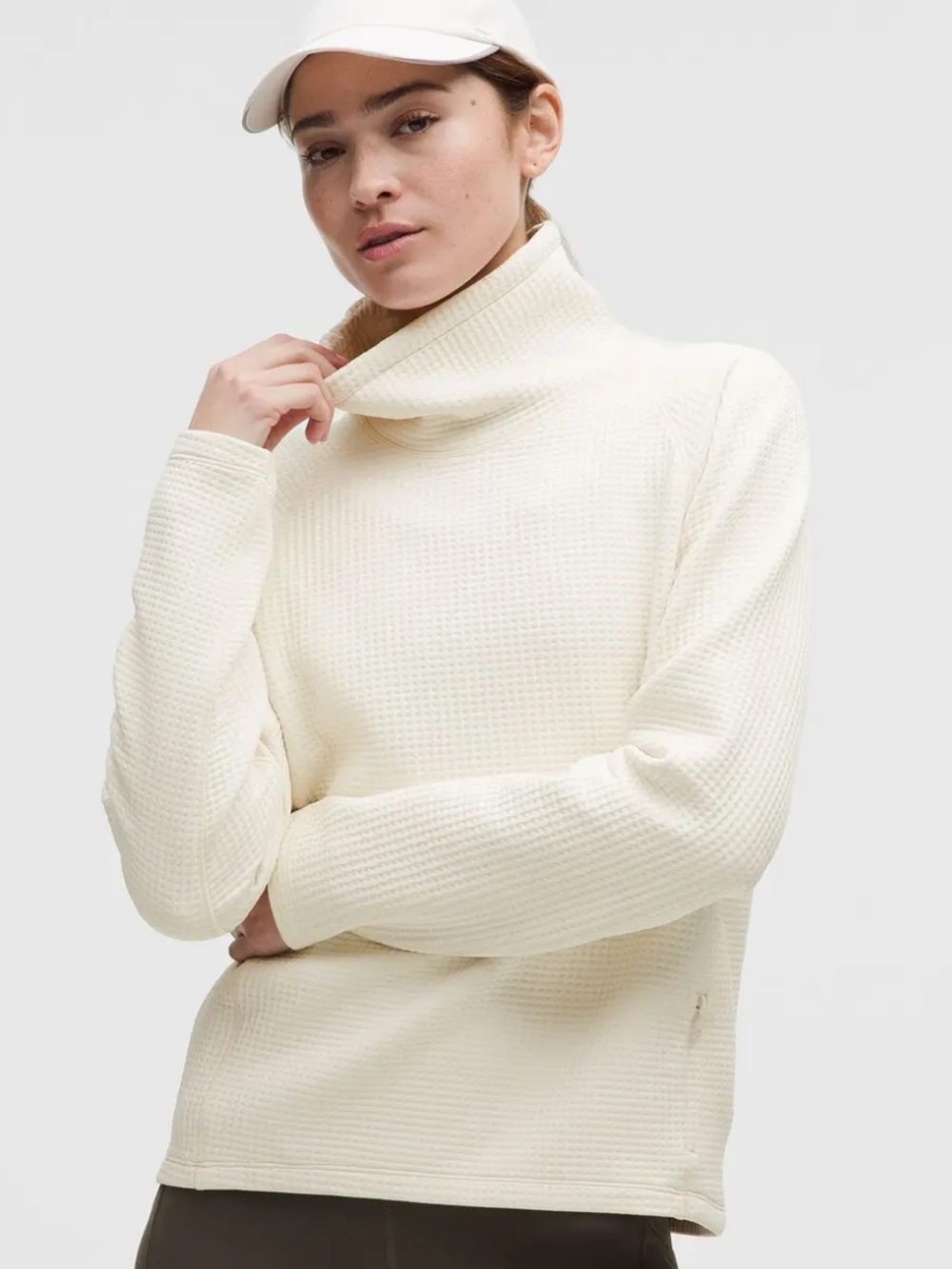 Lululemon 2 Cream Waffle Knit Pullover Cinch neck sweater -excellent condition!